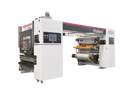 Jak zajistit, aby výkon jednopolohového laminovacího stroje bez rozpouštědel splňoval konstrukční požadavky prostřednictvím ladění bez zatížení a zatížení po sestavení zařízení